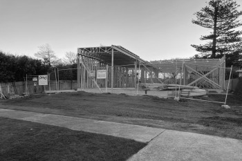 PhilipMDingemanseRivermouthConstruction05